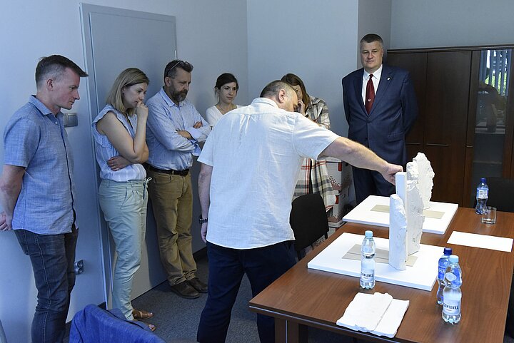 Makieta pomnika TON, proces projektowania